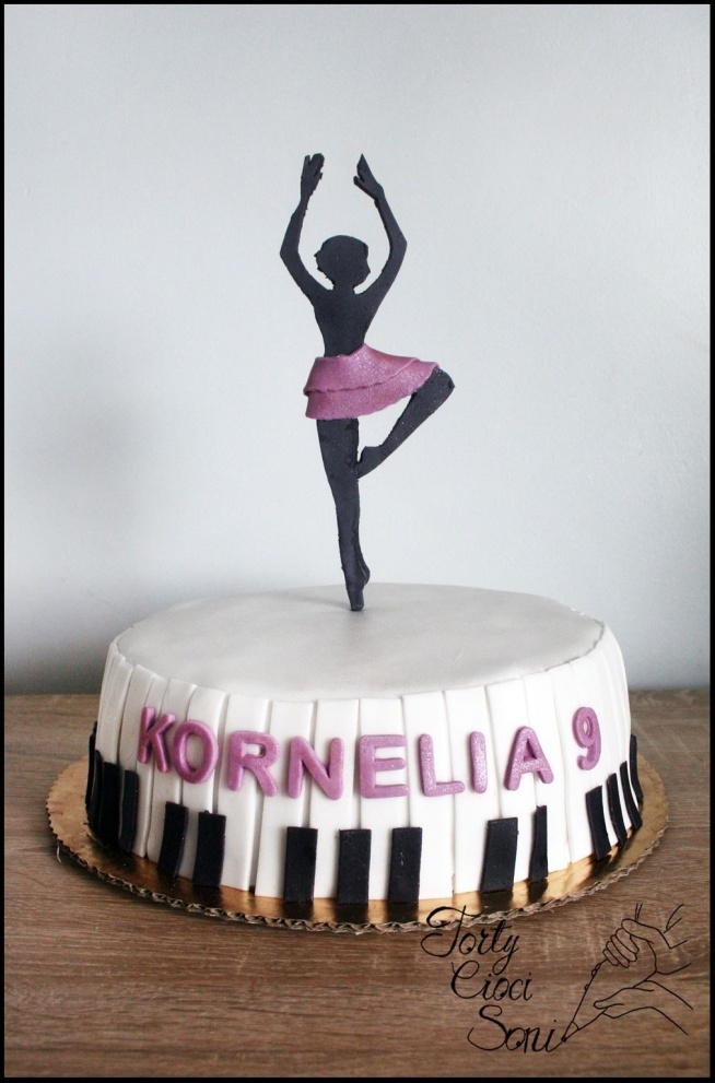 Dancing Cake
