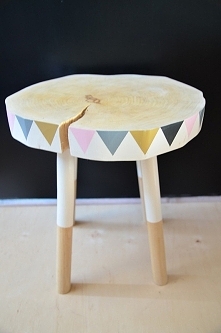 STOLIK  BRZOZOWY  nr 33