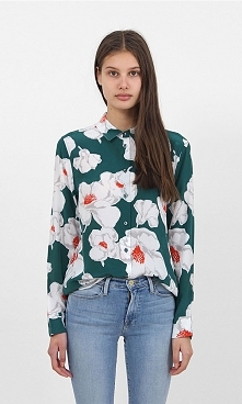 EQUIPMENT ESSENTIAL SILK SHIRT
BERMUDA BLUE MULTI FLORAL TROPICS PRINT