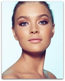 Portal Weselnapolska
Makijaż ślubny, inspiracje i pomysły.