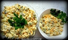 SAŁATKA Z POREM I OGÓRKIEM KISZONYM