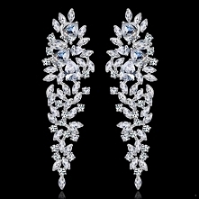 LUKSUSOWE KOLCZYKI 4Tempora Original
Wysokiej jakości biżuteria ślubna i wieczorowa wykonana z trwale platerowanego 18 karatowym białym złotem oraz rodowanego stopu jubilerskieg...