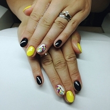 paznokcie hybrydowe na włas...