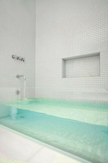 Szklana wanna - zamawiam wykonawcę do siebie