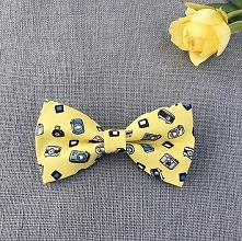 Pstryk. Żółta mucha w aparaty