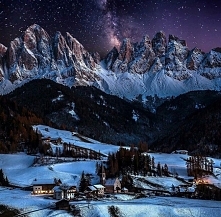 Dolomity nocą 
Pic. Caterina Rossi