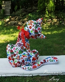 koteczek - podusia,dekoracja pokoju 