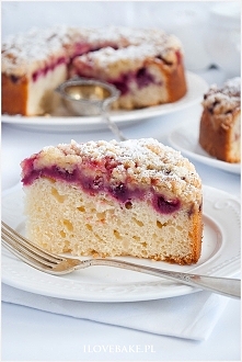 Cytrynowe ciasto z malinami