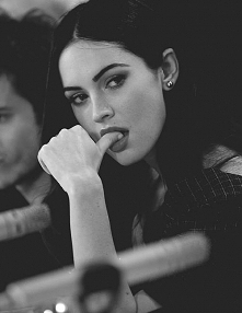 Życie z Tobą to totalna niewiadoma i ciągle podniesione tętno, sama z sobą nie możesz wytrzymać a co dopiero ktoś. Mężczyźni potrzebują spokoju, a Ty większość z nich byś na wió...