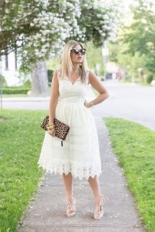 Przepiękna sukienka Chi Chi...