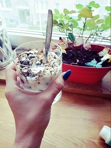 2 śniadanie (czyt. Płatki o...