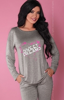 Livia Corsetti Model 106 piżama Zalotna dwuczęściowa piżamka, wykonana z miękkiej wiskozowej dzianiny, bluzka z długim rękawem