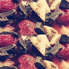 Jeśli jesz żywność przetworzona wylacznie a od czasu do czasu zjesz coś dobrego dla Twojego zdrowia też jesteś na diecie. DIETA to nie tylko zdrowa żywność. Każdy człowiek wybie...