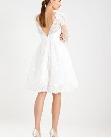 Idealna suknia ślubna Chi Chi London CHARLIZE.