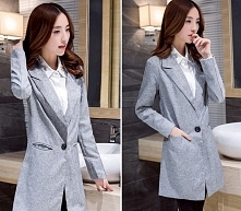 Piękny jesienno-wiosenny płaszczyk w siwym kolorze, totalny must have! Kliknij w zdjęcie i zobacz gdzie można kupić! ;)