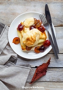 Zapiekane naleśniki z śliwkami. Przepis po kliknięciu w zdjęcie.