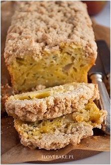 Ciasto z cukinii i jabłek#b#k