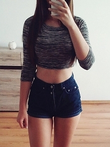 SPRZEDAM crop top Boohoo rozmiar S, 10 zł + kw. Nick na vinted: kamila249