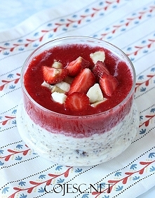 Owsianka lodówkowa z musem ...