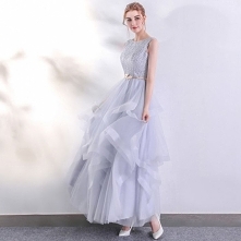 Piękne Srebrny Sukienki Wieczorowe 2017 Princessa U-Szyja Koronkowe Bez Rękawów Bez Pleców Przebili Wieczorowe Sukienki Na Bal