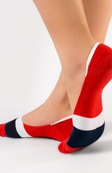 Conte Classic stopki bordowe Komfortowe skarpetki damskie, fason typu stopki, wzorzyste