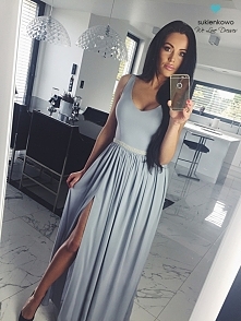 sukienkowo.com SHANNON - Długa sukienka z perłami i rozcięciem szaro niebieska Kliknij w zdjęcie by przejść do przedmiotu!