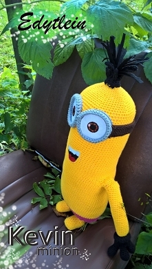 Kolejny Minionek mojego autorstwa ! Serdecznie zaraszam do porównania go z pierwszą zabawką. Która Waszym zdaniem jest lepsza?