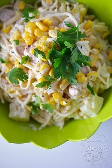 Sałatka z kurczakiem, kukurydzą, selerem i ananasem

SKŁADNIKI
500 g piersi z kurczaka
puszka kukurydzy
puszka krojonego ananasa
słoik selera w zalewie
150 g żółtego sera
3-4 ły...