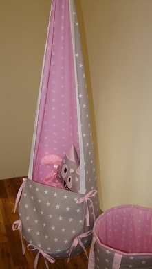 Kokon, kosz i poduszka :)