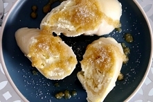 Struklji - rolowane pierogi z serem