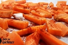 Zupa krem z pieczonej marchewki z mlekiem kokosowym