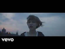 Grace VanderWaal - Moonlight (Video)