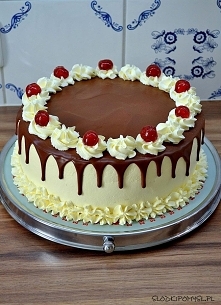 Tort Szwarcwaldzki z wiśnia...