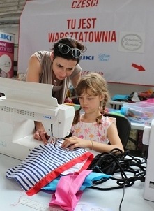 Pod okiem pasjonatów z warszawskiej Wytwórni Śliczności powstaną unikatowe dzieła, które staną się oryginalną ozdobą świątecznego stołu lub prezentem dla najbliższych. Udział w ...