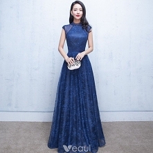 Piękne Granatowe Sukienki Wieczorowe 2017 Princessa Frezowanie Perła Wycięciem Bez Rękawów Długie Wzburzyć Sukienki Wizytowe