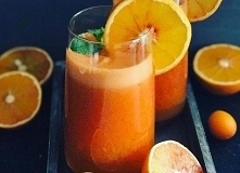 czerwone pomarańcze   marchew   jabłko