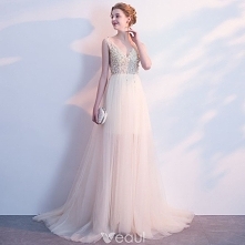 Eleganckie Szampan Sukienki Wieczorowe 2018 Princessa Cekiny Perła V-Szyja Bez Pleców Bez Rękawów Trenem Sweep Sukienki Wizytowe