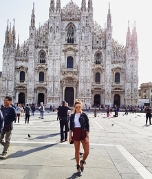 Mediolan

instagram: emeneska_