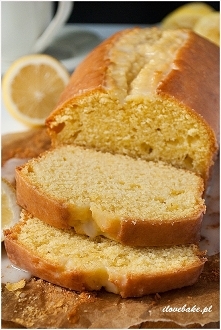 Babka cytrynowa wilgotna