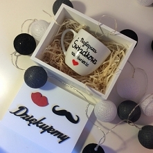 zestaw: kubek + pudełko