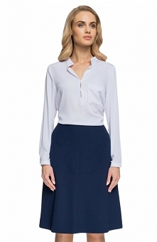 Style S085 spódnica granatowa Klasyczna spódnica, która jest doskonałą propozycją do biura, prosty fason nie krępuje ruchów, zapinana z tyłu na kryty zamek