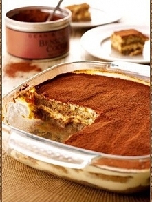 Irlandzkie Tiramisu wg. Nigella Lawson

Deser ten to cudowna kombinacja kawy, pożywnego twarożku, kakao i gorzkiej czekolady, która "stawia na nogi umarłego". Tradycyj...