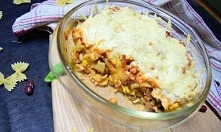 Zapiekanka makaronowa z wędliną i pieczarkami