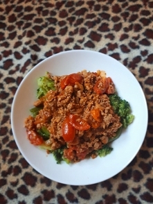 Zdrowszy sos bolognese z zi...