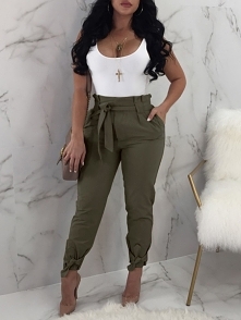 Stylish Solid Frill Waist Belted Tied Ankle Casual Pants
Rozmiar: S, M, L, XL
Kolor: Army green