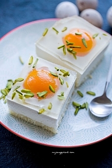 CIASTO JAJKO SADZONE