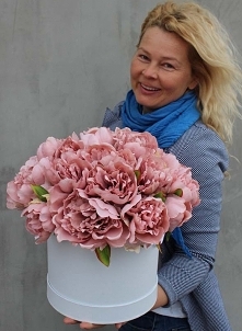 boski flower box z peonii o...