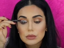 Trik z wacikiem tak wydłuża...