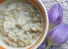 Młoda kapusta przepis :) - przepis ze Smaker.pl

Szybka, smaczna i świetna jako dadatek do drugiego dania :)
Składniki

główka młodej kapusty
Sól
Pieprz
Cebula
Liść laurowy
Kope...