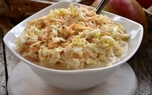 Surówka obiadowa z białej kapusty